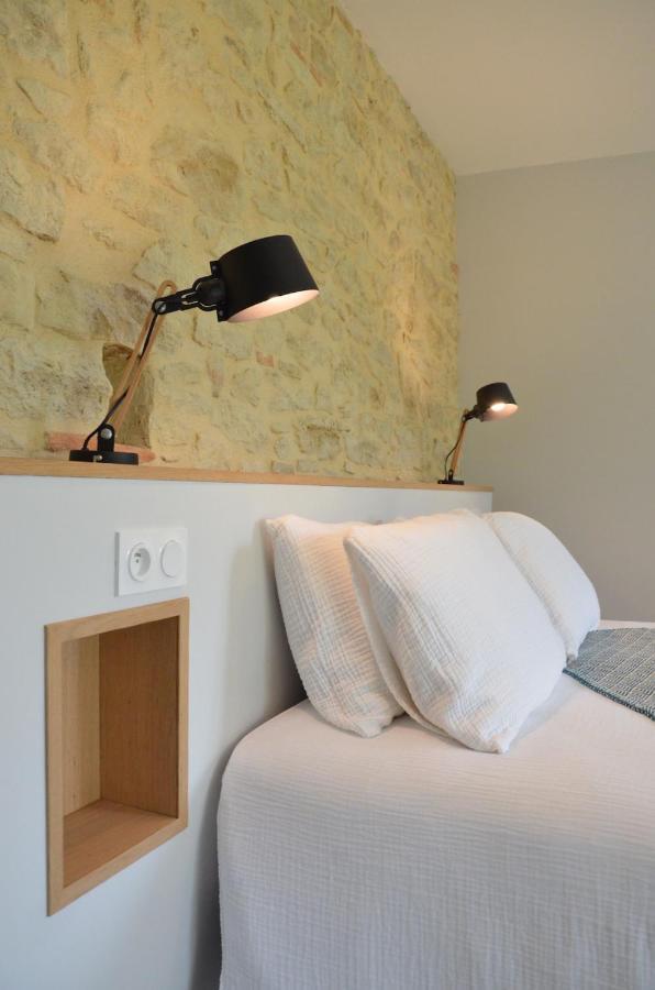 Au Petit Grain Bed and Breakfast Coutures  Eksteriør billede